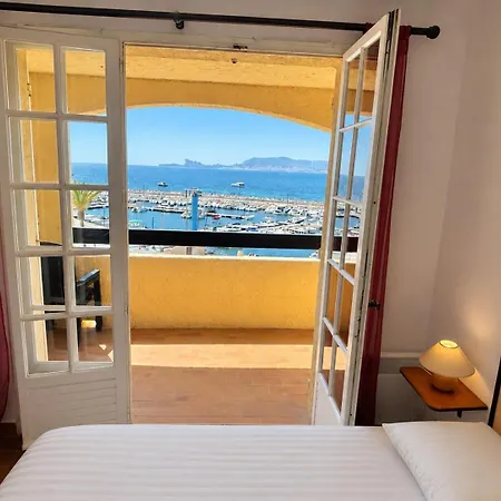 With Stunning Sea Views Διαμέρισμα Les Lecques